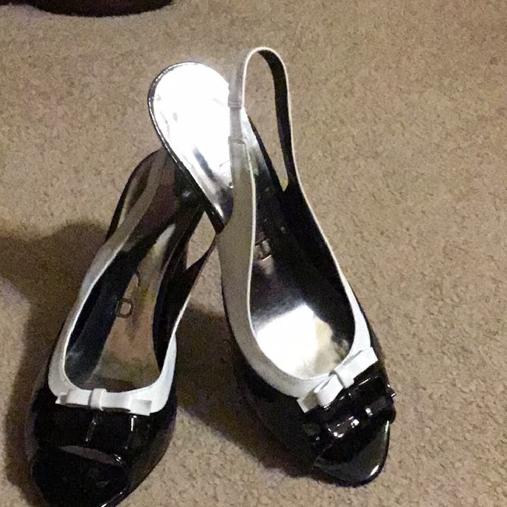 Sling Back Shoe